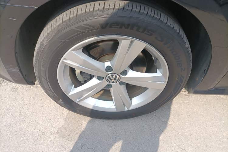 Used Volkswagen Passat 2014 1.8TSI DSG Prestige Edition