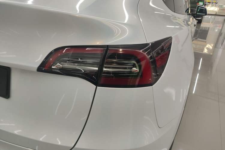 Used Tesla Model Y 2021 Standard Range Rear-Wheel Drive Version
