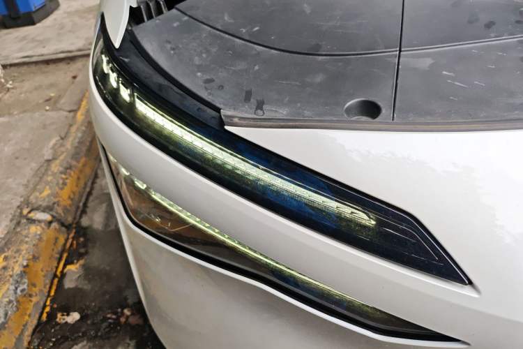 Used AION S MAX 2024 70 Star Edition Right Front Headlight