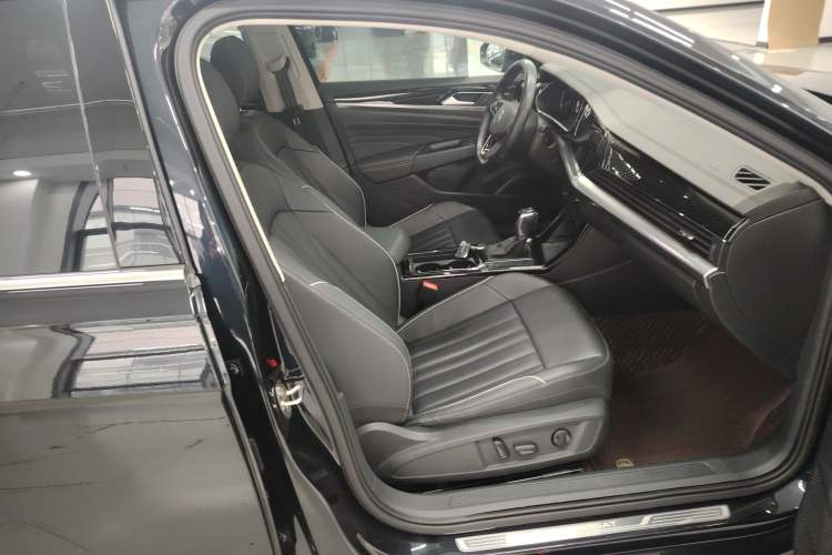 Used Volkswagen Passat 2023 330TSI Elite Edition
