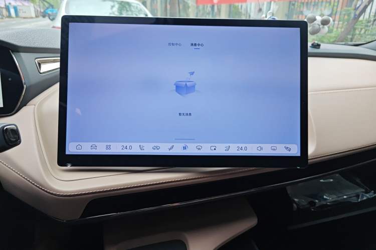 Used Deepal SL03 2022 1.5L 1200 Extended-Range Version Audio And AC Panel