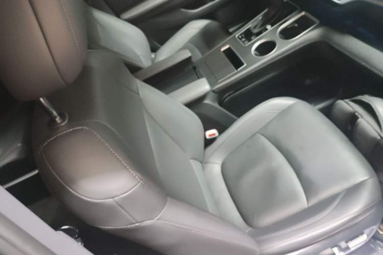 Used Toyota Sienna 2021 2.5L Hybrid Platinum Edition