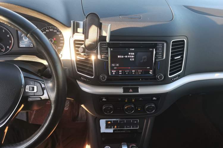 Used Volkswagen Sharan 2019 380TSI Comfort Edition 7-Seater
