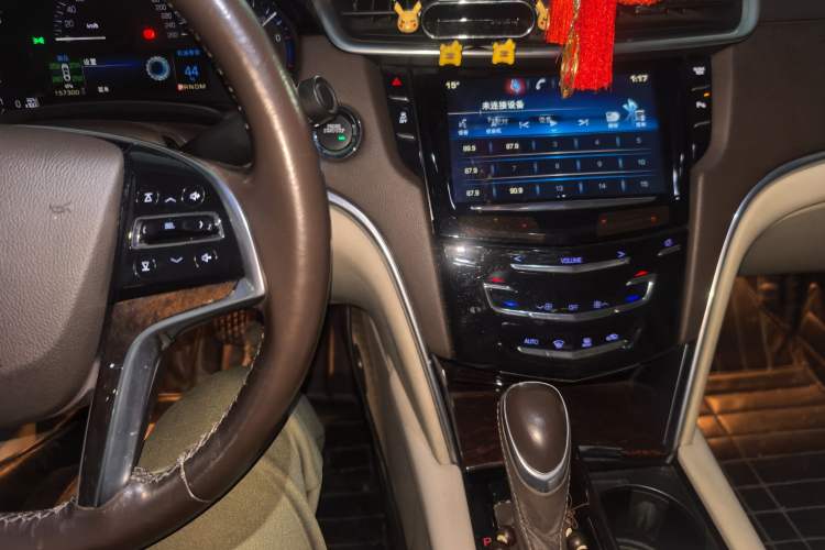 Used Cadillac XTS 2014 28T Comfort Version