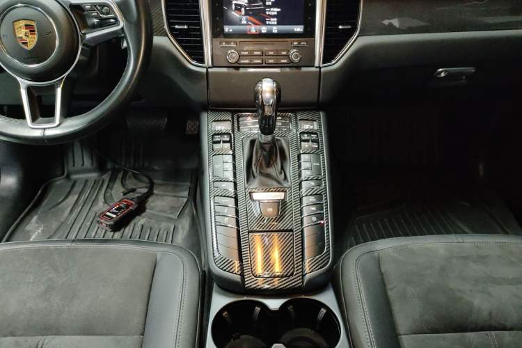 Used Porsche Macan 2017 Macan 2.0T