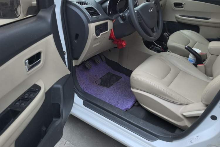 Used Chery E3 2015 1.5L Manual ZhiShang Model