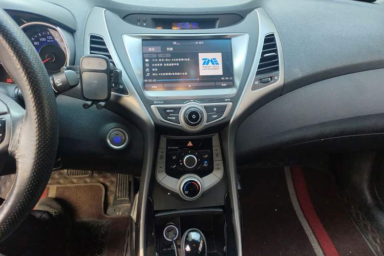 Used Hyundai Elantra (5th Generation / Langdong) 2016 1.6L Automatic Prestige Model
