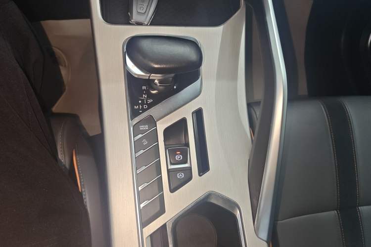 Used Geely Auto Coolray 2023 1.5T DCT Platinum Edition