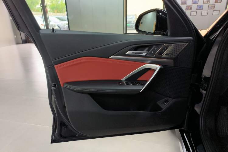 Used BMW iX1 2023 xDrive30L M Sport Package
