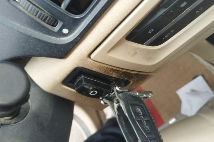 Used Roewe 550 2013 550S 1.8L Manual Qiyi Edition