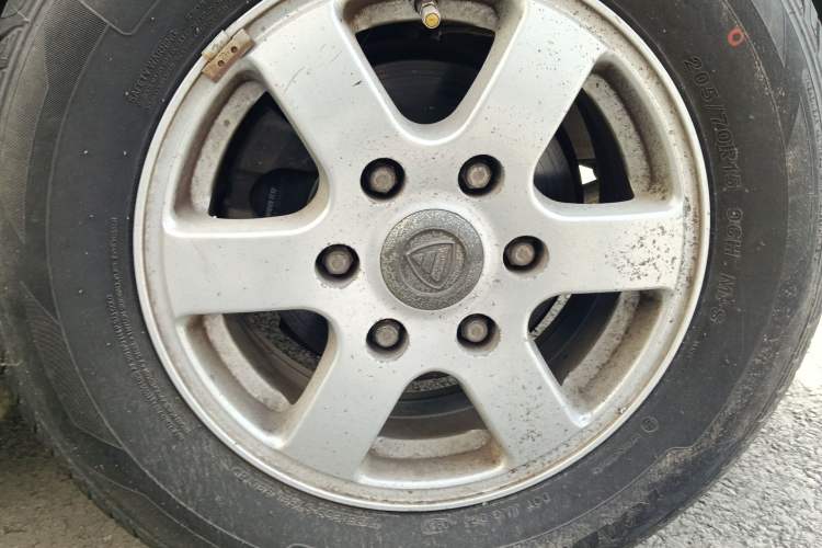 Used Foton MP-X E 2014 2.4L Wealth Express Comfort Edition 4G64