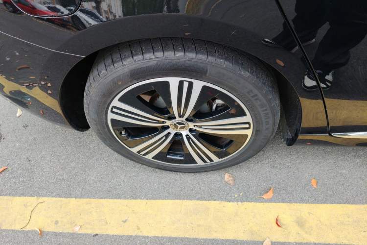 Used Mercedes-Benz EQE 2022 350 Luxury Edition
