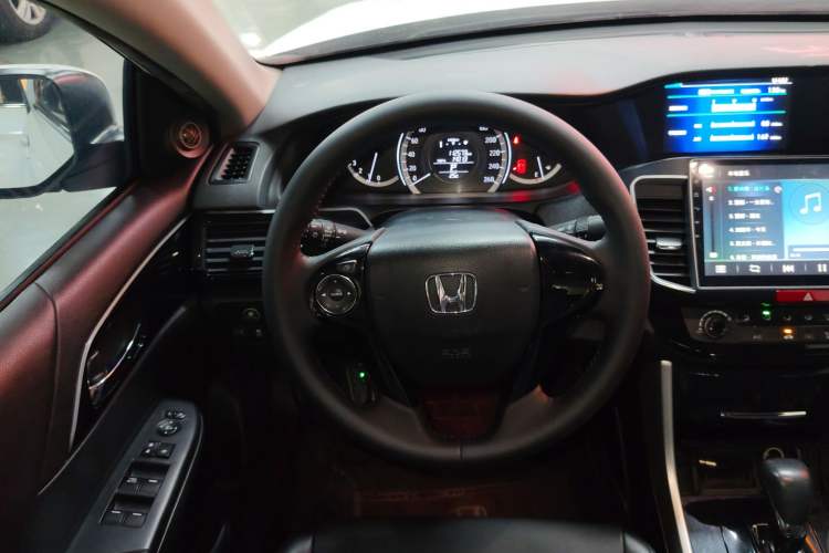 Used Honda Accord 2016 2.0L Comfort Edition
