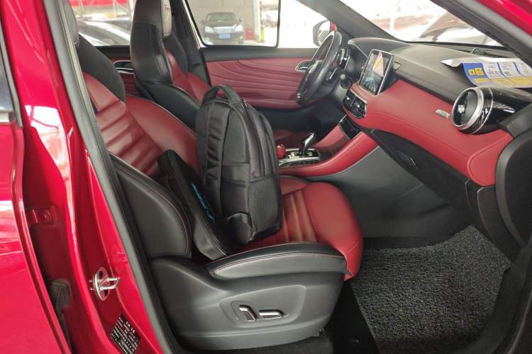 Used MG HS 2019 30T Automatic 2WD Trophy Enhanced Version China VI Standard Right Front Seat