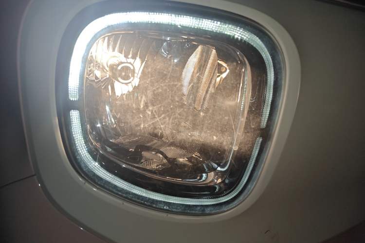 Used Bestune Pony 2024 170km Vitality Horse Right Front Headlight