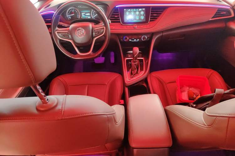 Used Buick GL6 2019 18T 6-Seater Connected Luxury Version China VI Standard Center Console