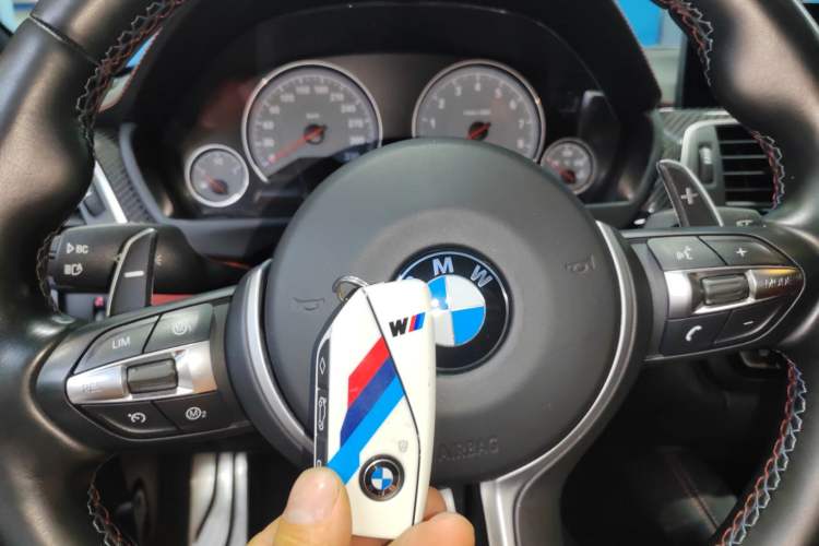 Used BMW M4 2014 M4 two-door coupe
