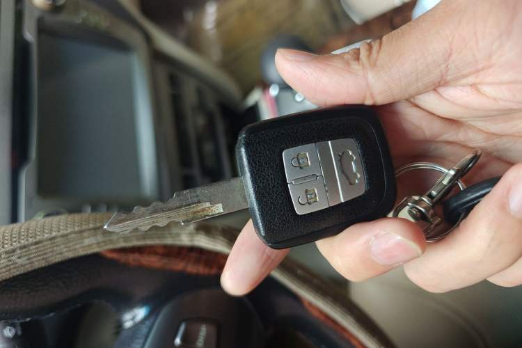 Used GAC Trumpchi GA5 2011 2.0L Automatic Elite Edition Vehicle Key