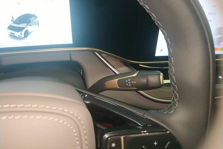 Used Hongqi Tiangong 08 2025 680 Ultra Four-Wheel-Drive Version