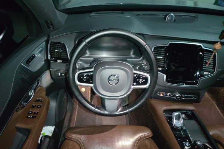 Used Volvo XC90 New Energy 2021 E-Drive Hybrid T8 Luxury Flagship 7-Seater