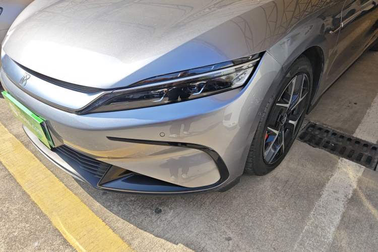 Used BYD Han 2022 EV Genesis Edition 715 km Front-Wheel-Drive Flagship Model
