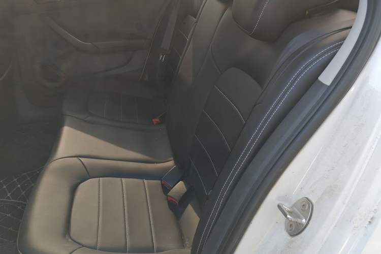 Used Volkswagen Santana 2016 1.6L Manual Fashion Edition Left Rear Seat