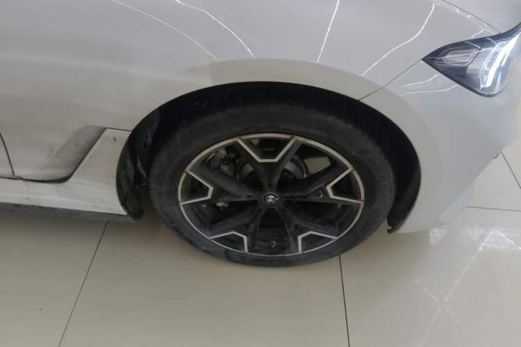 Used BMW i3 2024 eDrive 40 L Midnight Edition
