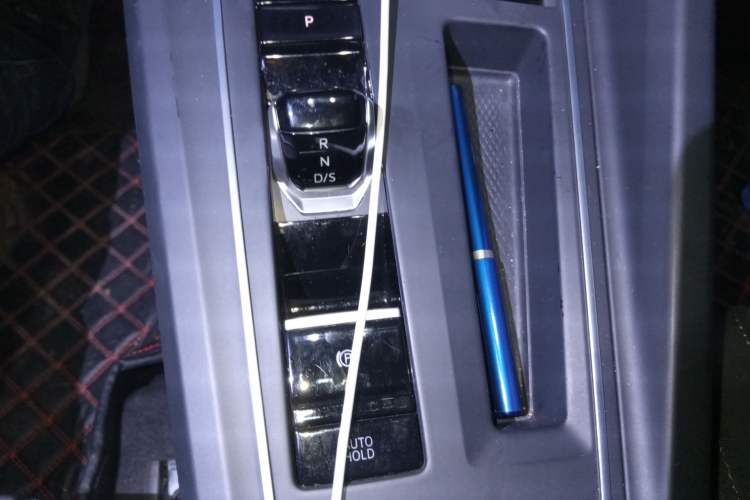 Used Volkswagen Golf 2021 280TSI DSG R-Line Gear Lever