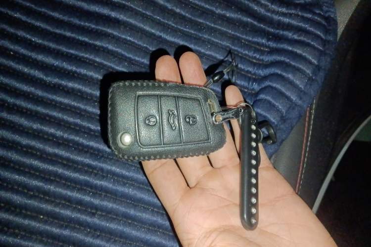 Used Volkswagen Tayron 2022 280TSI Two-Wheel Drive Luxury Smart Connectivity Version Vehicle Key