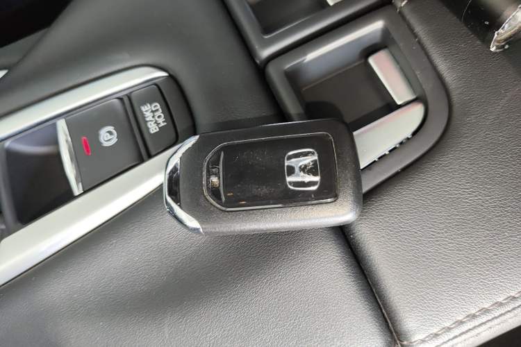 Used Honda Avancier 2017 240TURBO Two-Wheel Drive Premium Edition