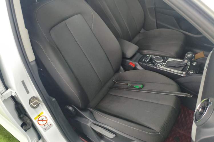 Used Audi Q2L 2021 35 TFSI Progressive Dynamic Edition
