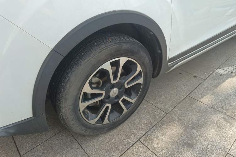 Used Geely Auto Vision X3 2017 1.5L Automatic Elite Model
