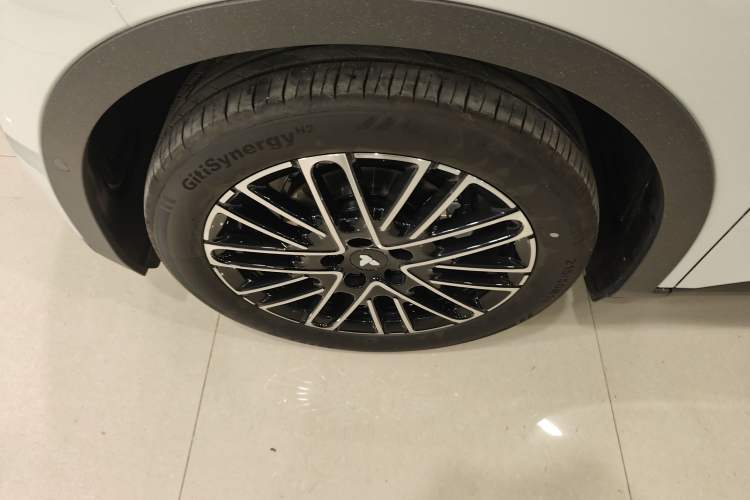 Used firefly firefly 2025 Illuminated Edition