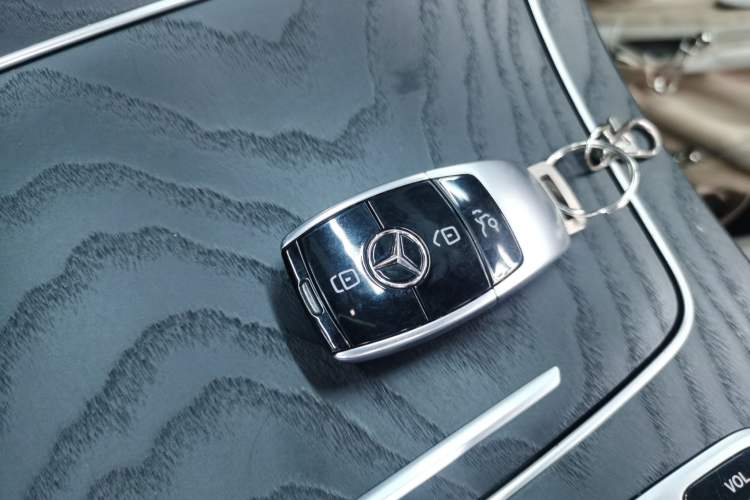 Used Mercedes-Benz E-Class 2020 E 260 Convertible Coupe Vehicle Key