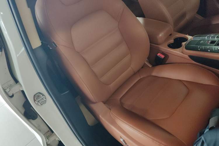 Used Zotye SR9 2017 2.0T Manual "Ultimate Heart" Edition
