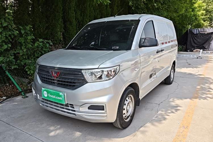Used Wuling Hongguang V 2021 1.5L Jingqu Edition Enclosed-Window Vehicle LAR