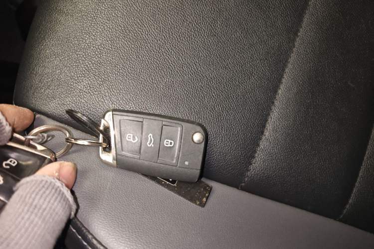 Used Volkswagen Sagitar 2020 280TSI DSG Comfort Version China VI Standard Interior 1