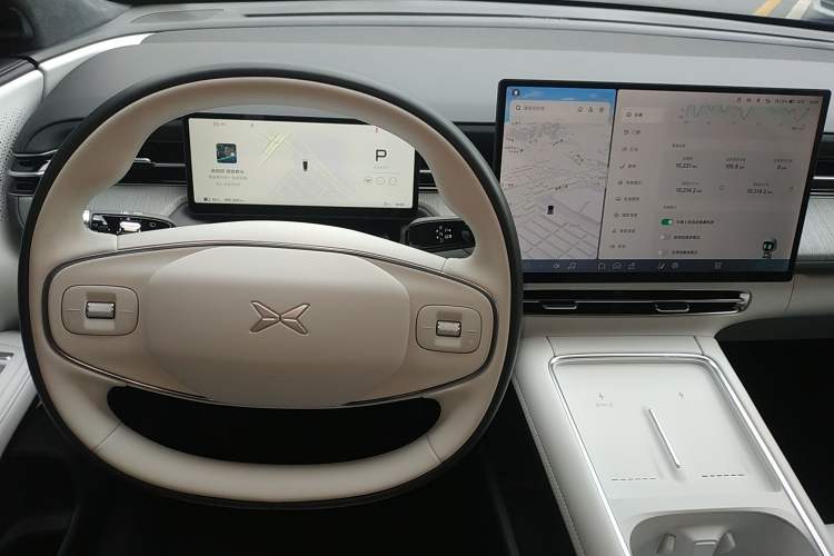 Used XPeng G6 2025 625 Long-Range Max Flagship Edition
