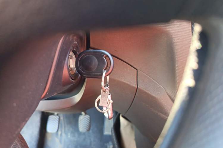 Used Wuling Hongguang 2015 1.5L S Basic Version China V Standard