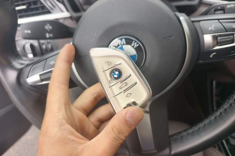 Used BMW X1 2021 sDrive20Li Premium Edition Vehicle Key