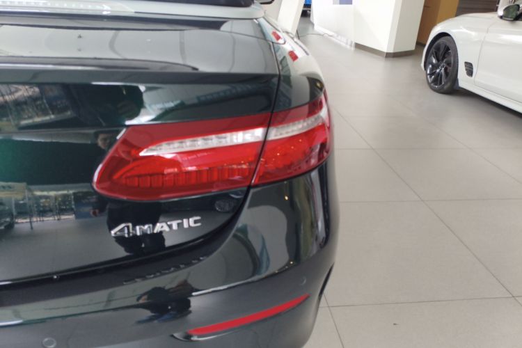 Used Mercedes-Benz E-Class 2020 E 260 4MATIC Convertible Coupe
