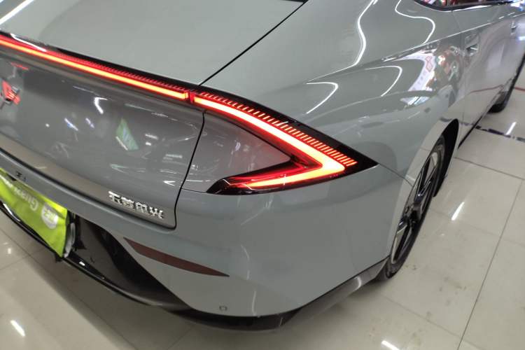 Used Wuling Xingguang 2024 Co-Creation Edition 510 Advanced Model
