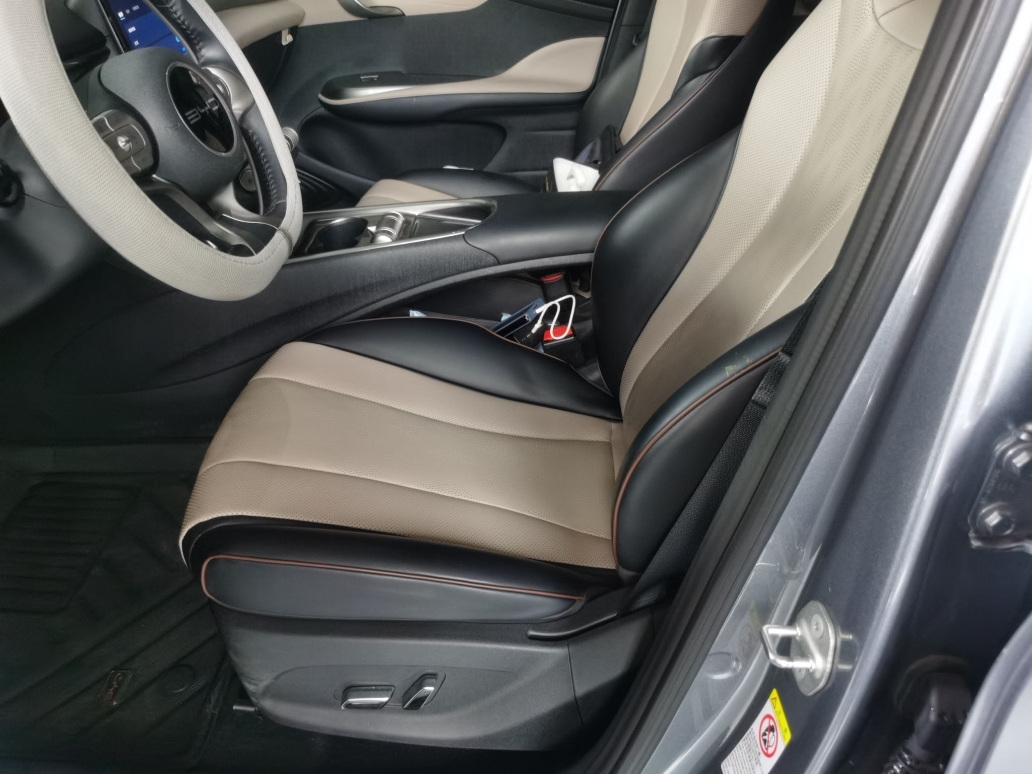 BYD Dolphin 2023 420 km Fashion Edition — снимка 16