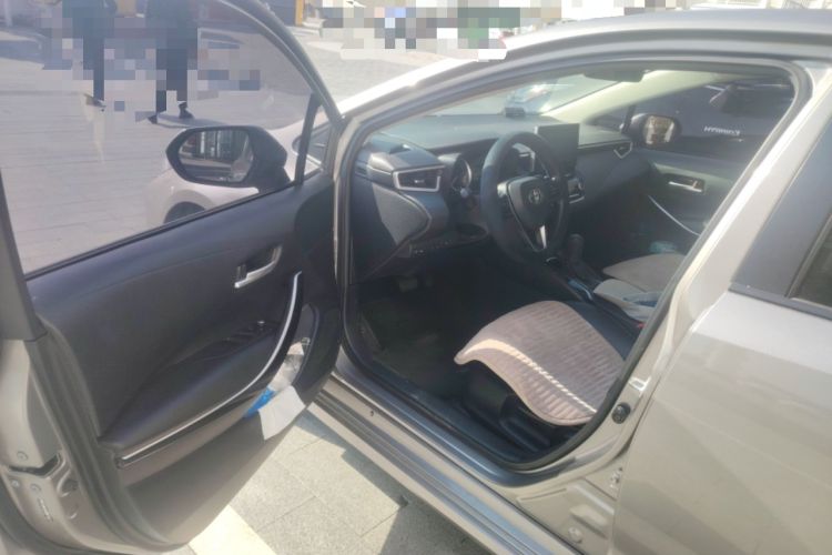 Used Toyota Corolla 2021 Dual-Motor 1.8L E-CVT Elite Edition Driver Seat