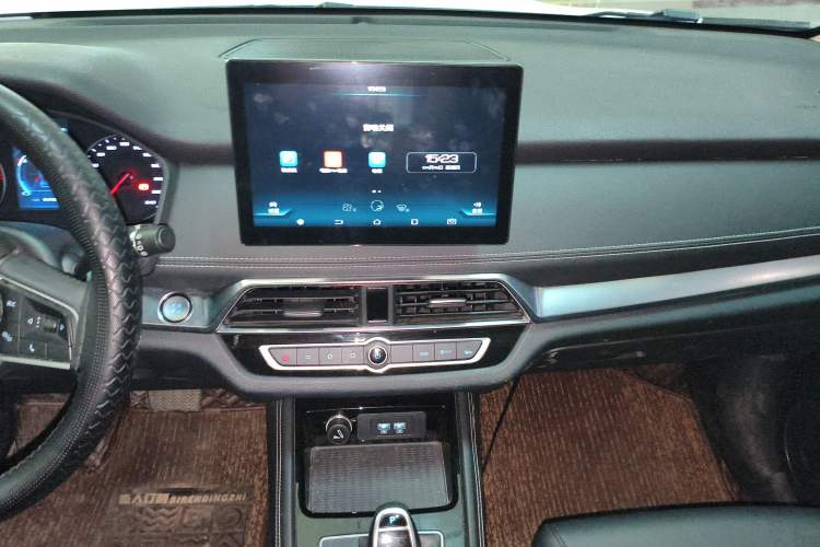 Used BYD Song 2020 Classic Edition 1.5T Automatic Elite Model Audio And AC Panel