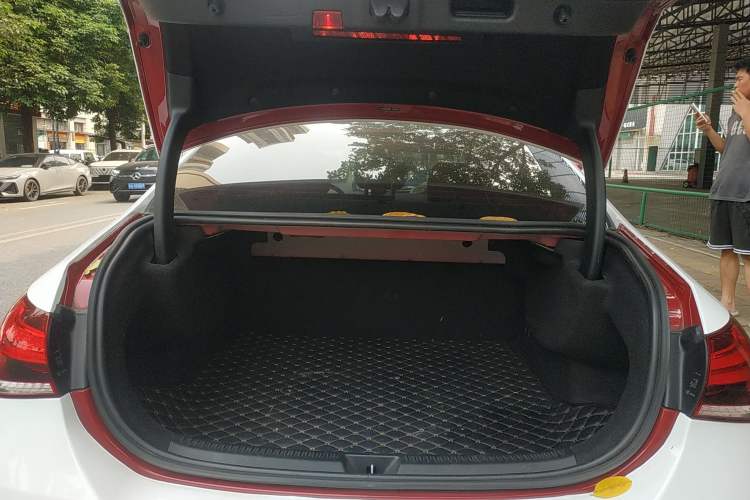 Used Mercedes-Benz A-Class 2020 Restyled A 200 L Sport Sedan Fashion Version Trunk