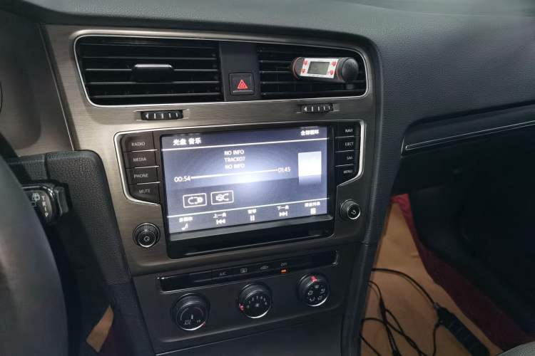 Used Volkswagen Golf 2015 1.4TSI Manual Comfort Model
