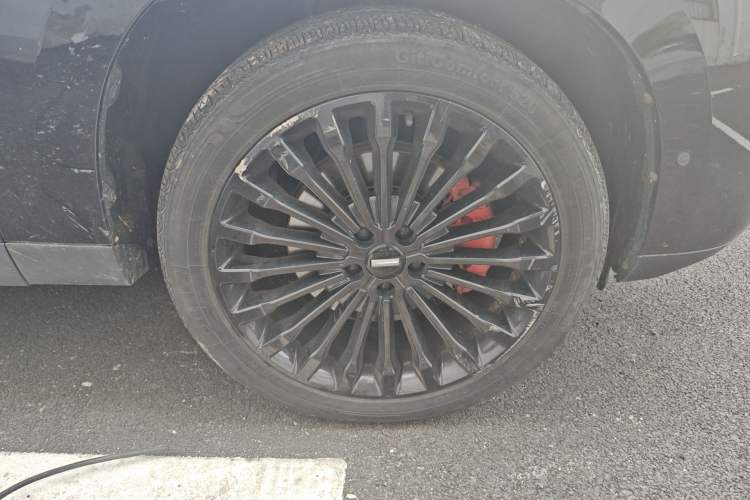 Used Wey P8 2018 2.0T Flagship Model Right Front Wheel Hub