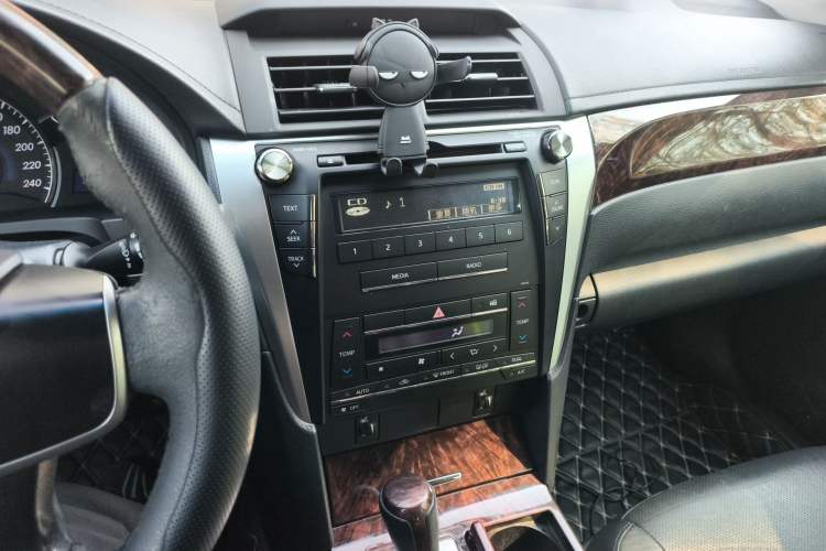 Used Toyota Camry 2015 2.0G Premier Edition Audio And AC Panel