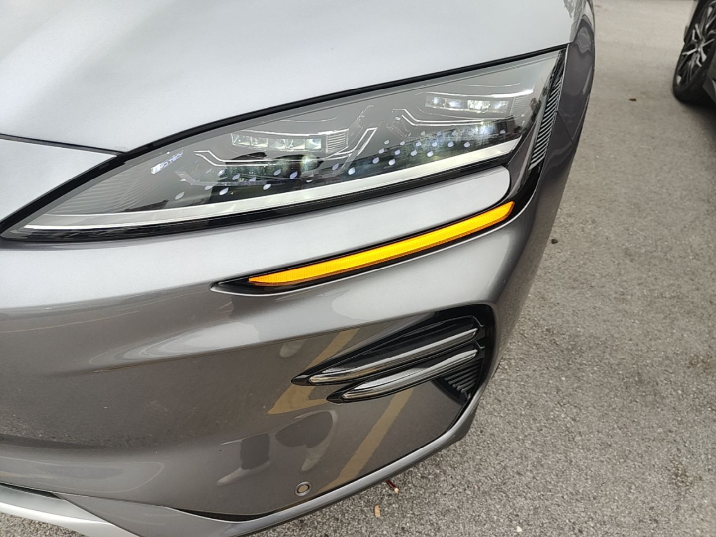 BYD Song PLUS New Energy 2023 Champion Edition EV 520KM Luxury Model — снимка 8